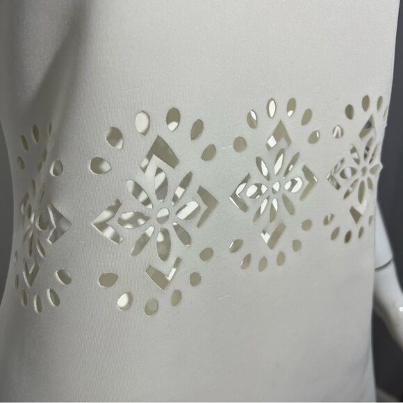 Lovers + Friends Stella Ivory Laser Cut‎ Dress -- L - Picture 11 of 16